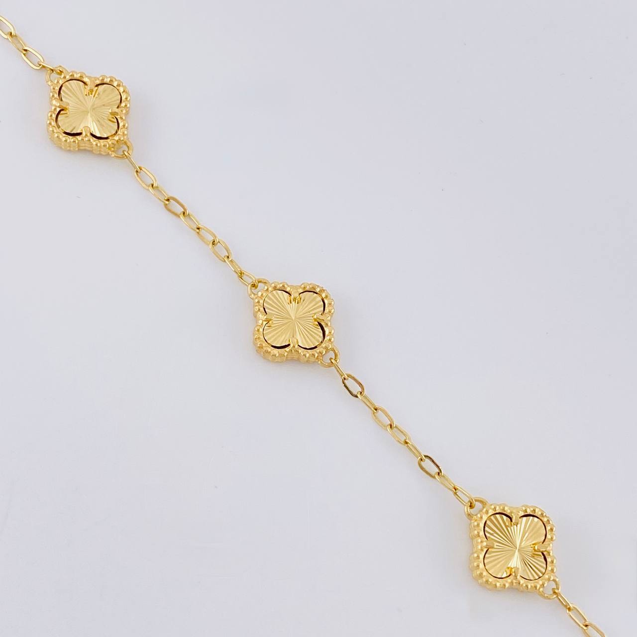 Pulso Modulable Trebol Aro Seguido 6.05 g / 19 cm - 21.5 cm / 1.8 mm Oro Amarillo 18K