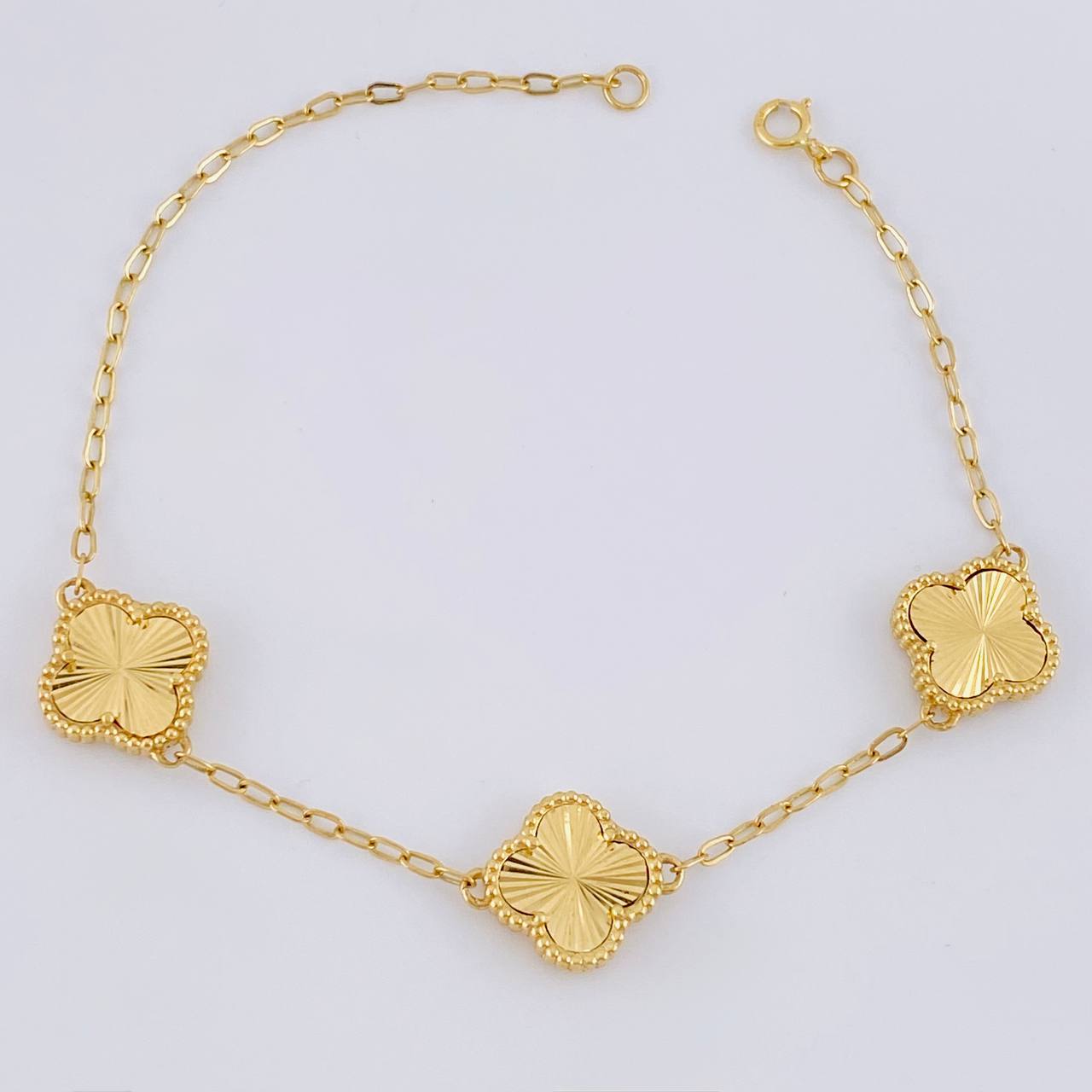 Pulso Trebol Aro Seguido 5.75 g / 19.5 cm / 1.8 mm Oro Amarillo 18K