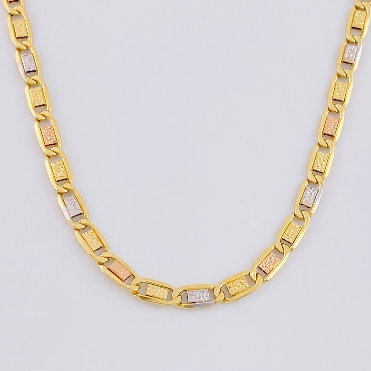 Cadena Plana Diamantada 4.95 g / 50 cm / 3.3 mm Tres Oros 18K