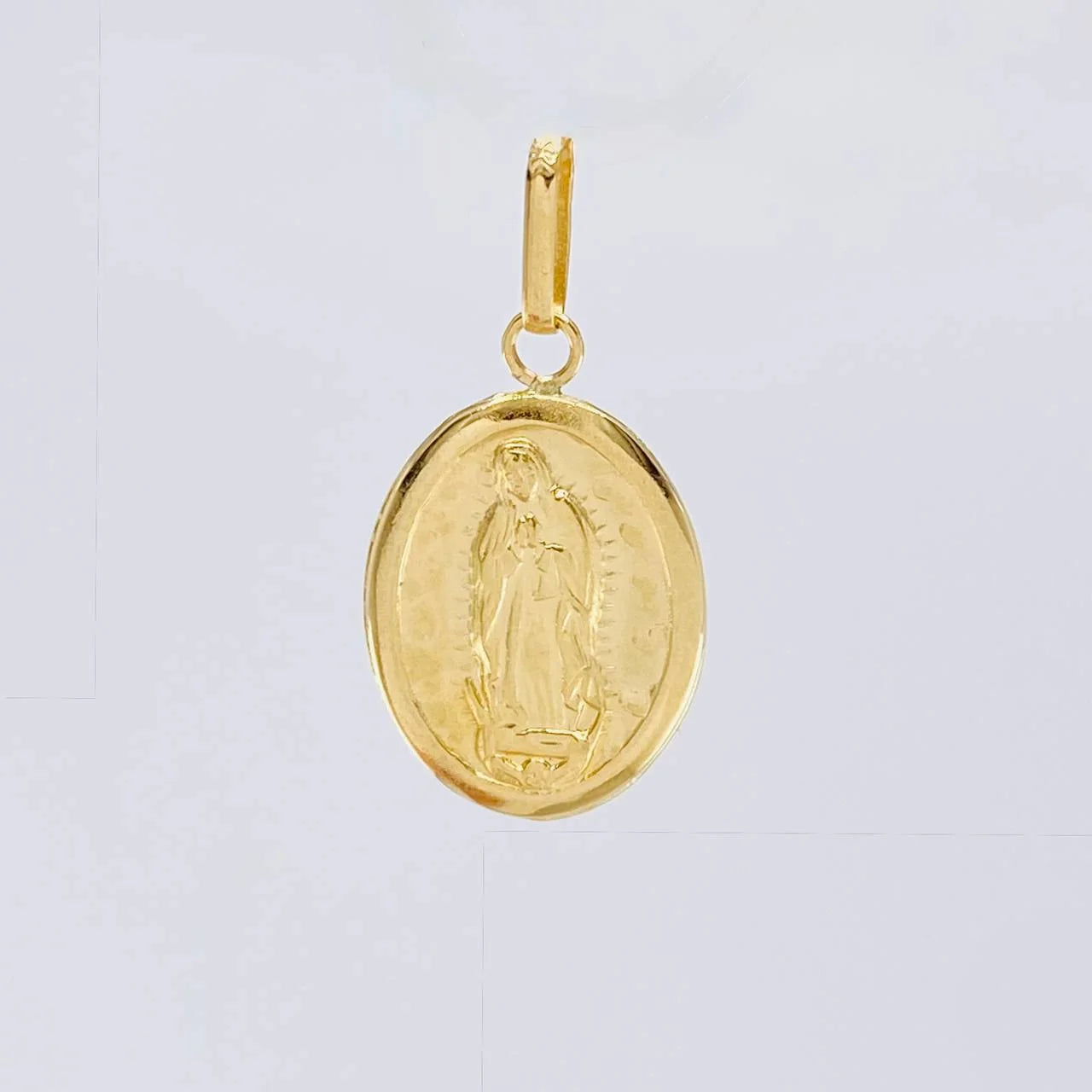 Dije Virgen de Guadalupe 0.65g / 2.2cm Oro Amarillo 18K