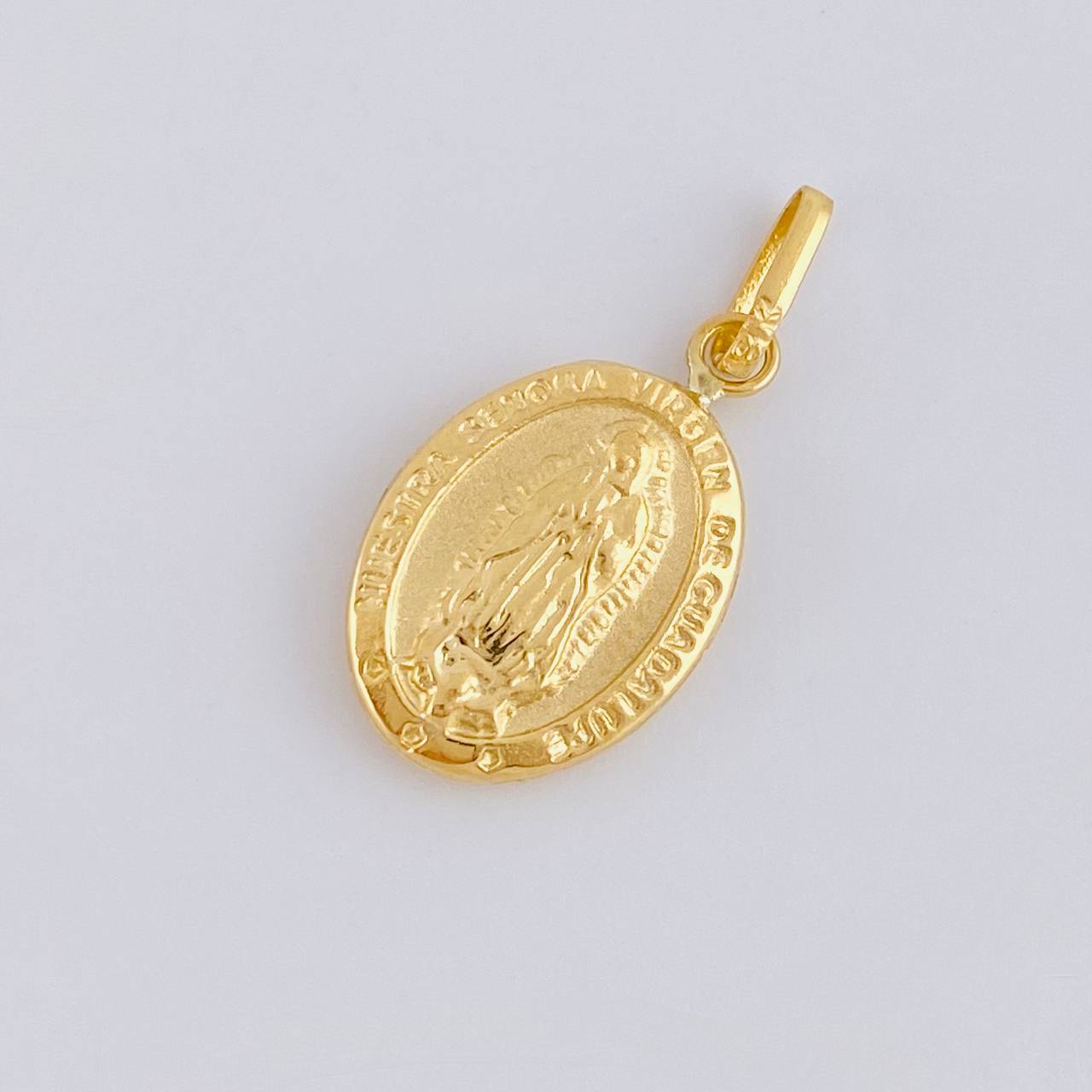 Dije Virgen De Guadalupe 0.95 g / 2.4 cm Oro Amarillo 18K