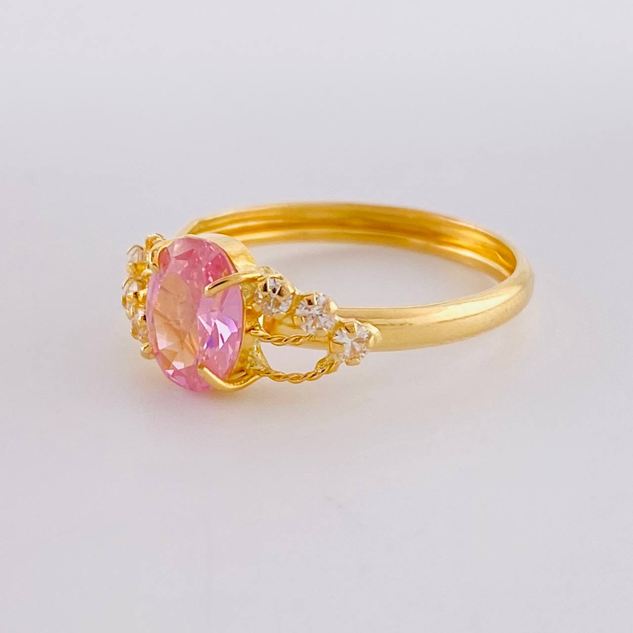Anillo Solitario Rosa Real 1.85 g / T9 1/4 Oro Amarillo 18K