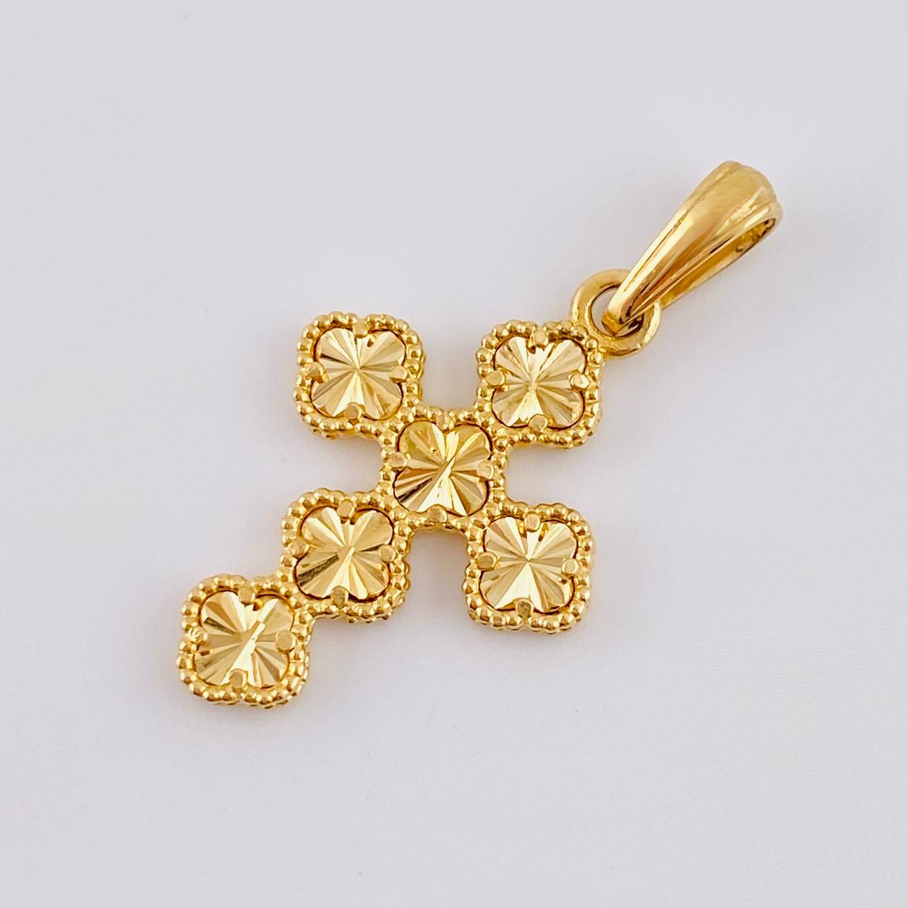 Dije Trebol Dorado 2.35 g / 3 cm Oro Amarillo 18K