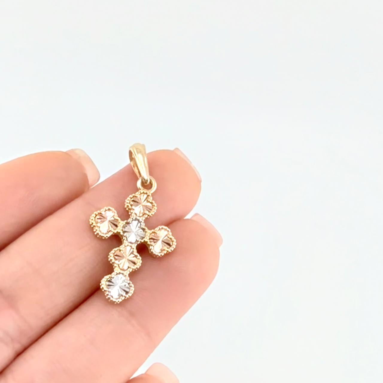 Dije Trebol 2.45 g / 3.2 cm Tres Oros 18K