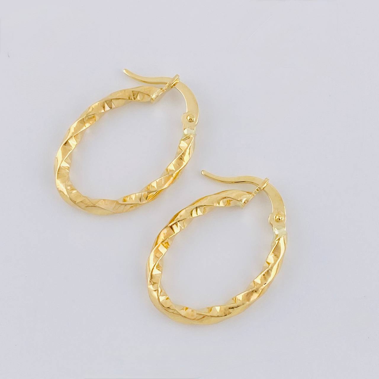 Candongas Mary Ovalada 1.3 g / 2.2 cm Oro Amarillo 18K