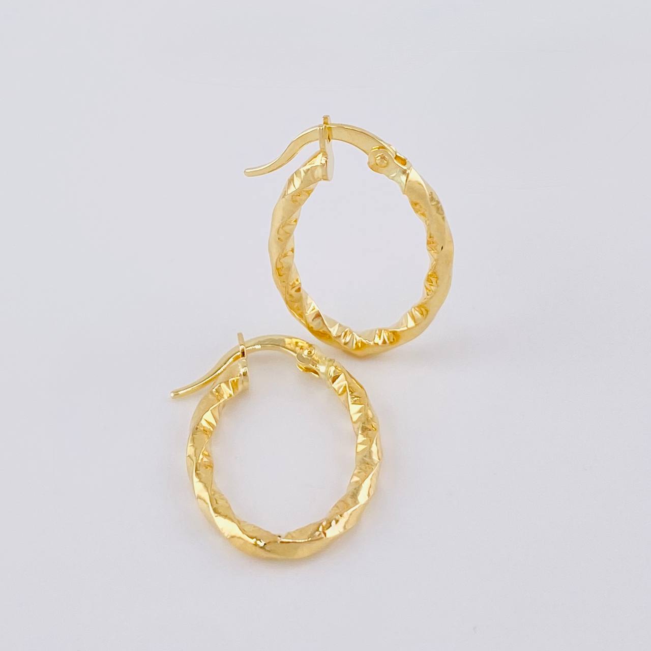 Candongas Mary Ovalada 1.3 g / 2.2 cm Oro Amarillo 18K