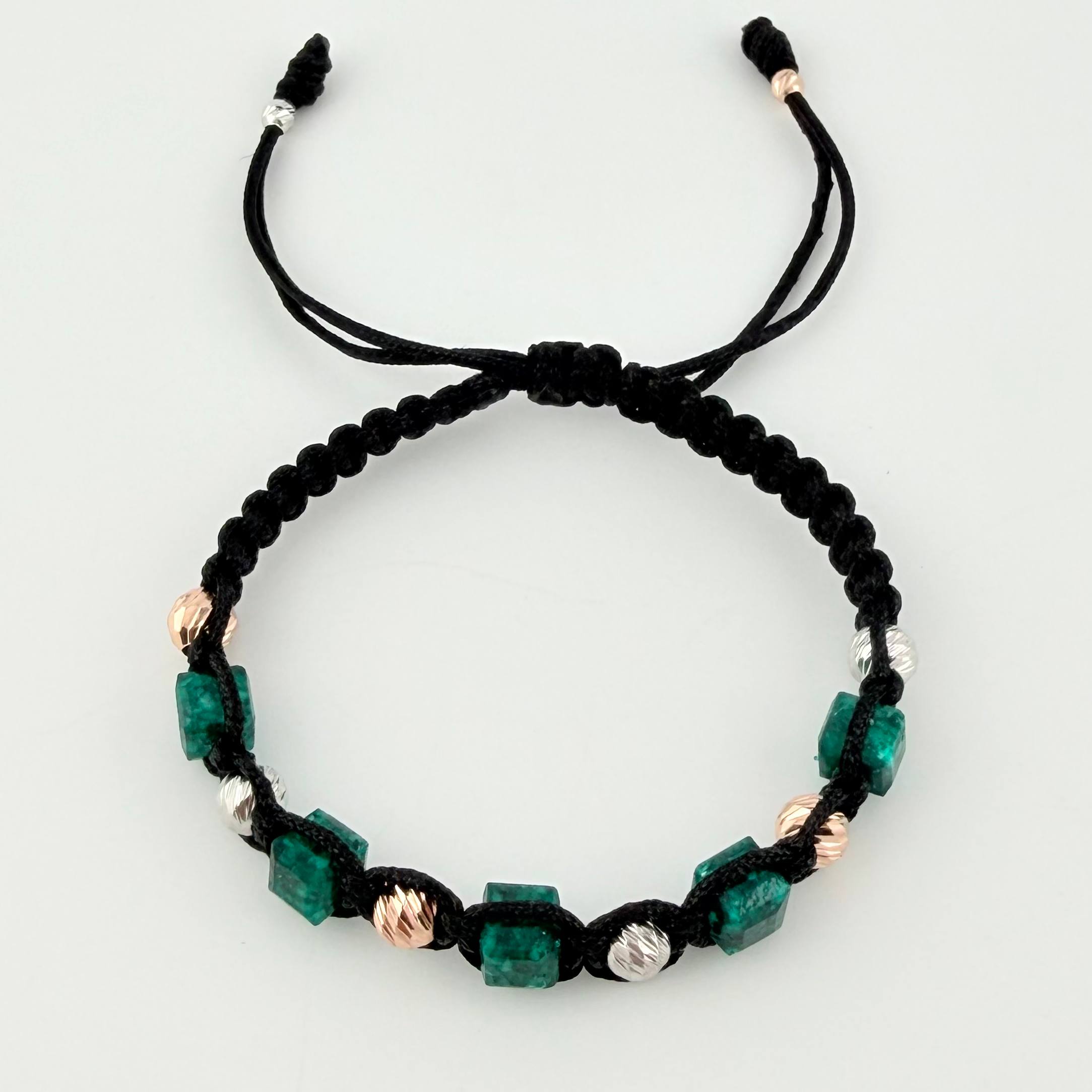 Pulsera Tejida Negra Morralla Esmeralda Cubica 5Und Bolas 8Und Tres Oros 18K