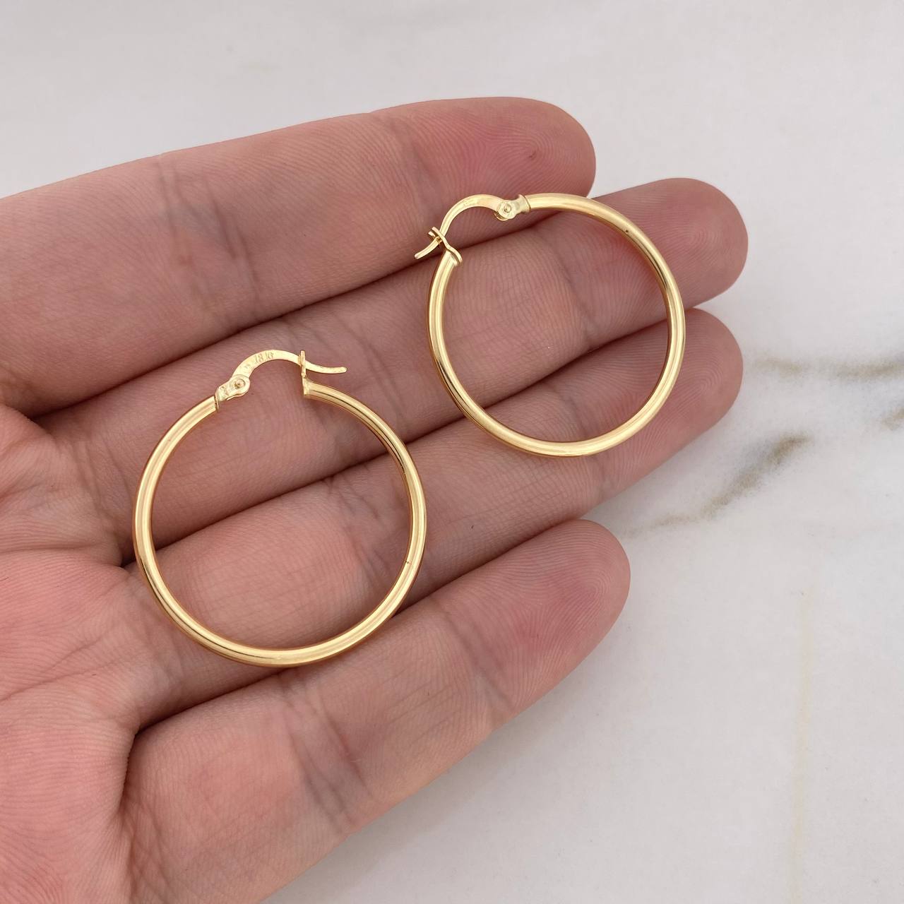 Candongas Jass 2gr / 3.3cm / Delgadas Lisas Oro Amarillo 18K $