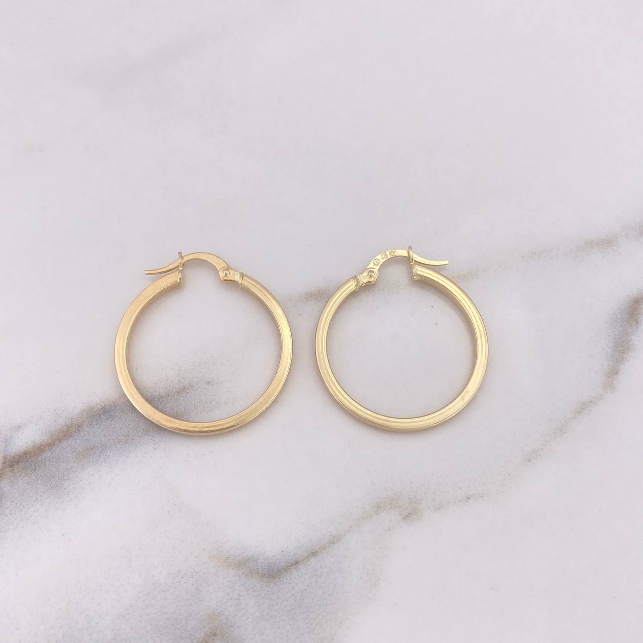 Candongas Diani 1.8gr / 2.7cm / Oro Amarillo 18K $