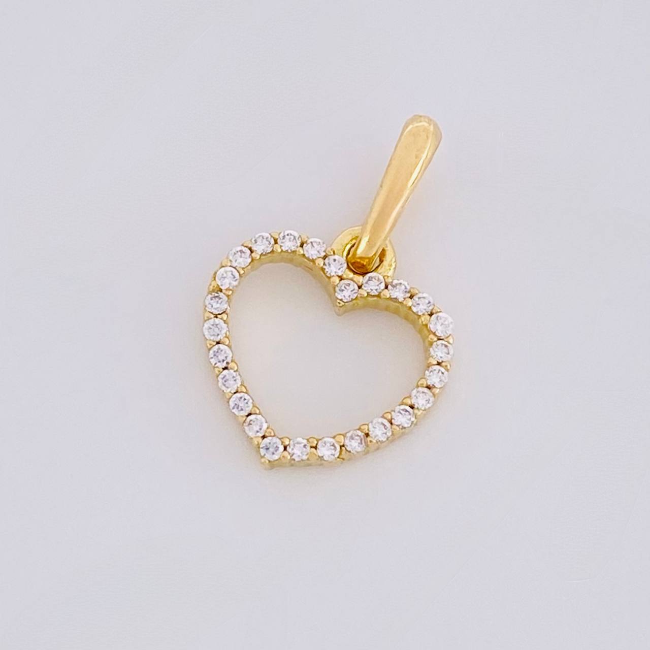 Dije Silueta Corazón 0.6g / 1.4cm Oro Amarillo 18K