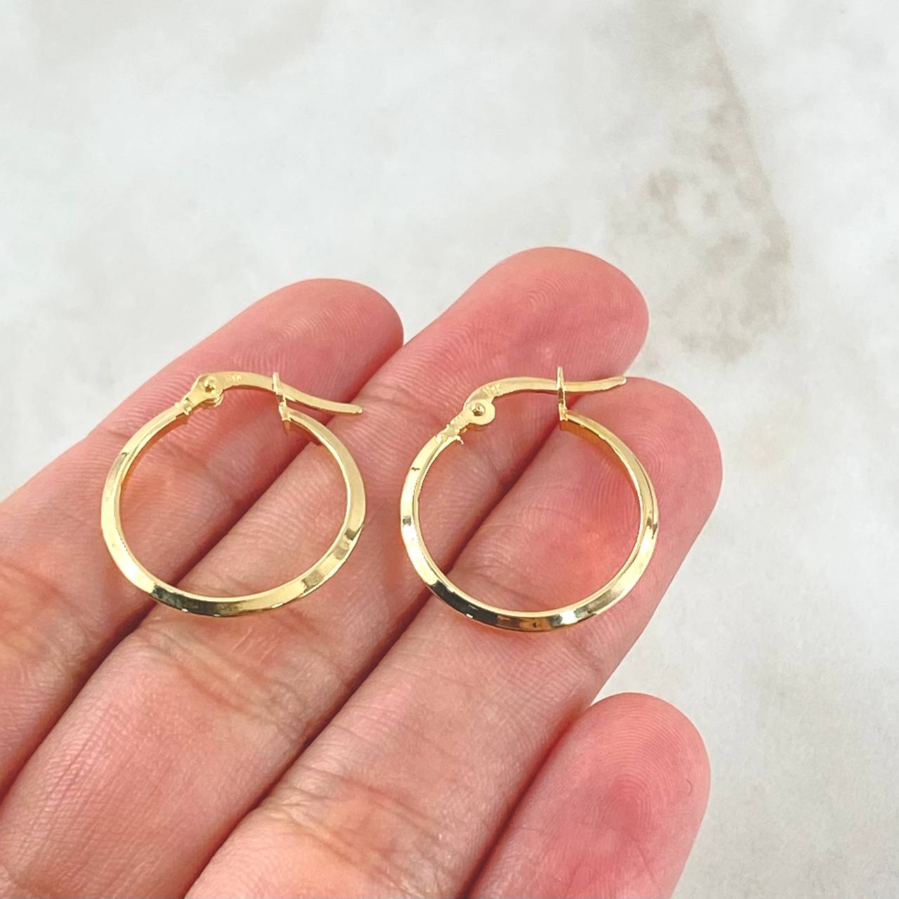 Candongas Clau 1.05gr / 2.3cm / Oro Amarillo 18K *