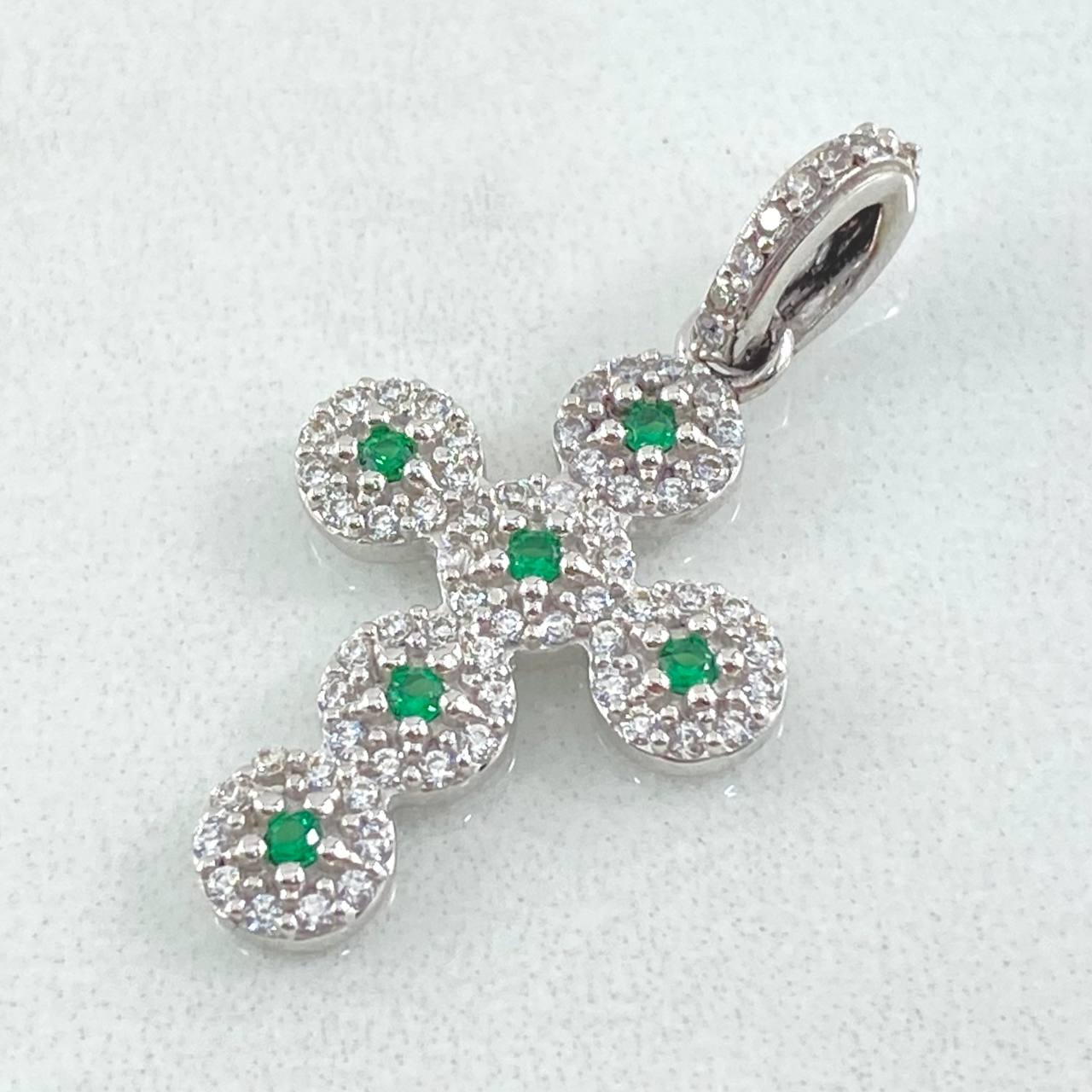 Dije Cruz Tupida 2.35gr / 3cm / Oro 18K