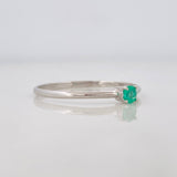Anillo Solitario Esmeralda 9pts 0.85g / T7 1/4 Oro Blanco 18K