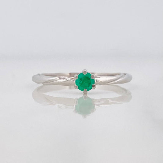 Anillo Solitario Esmeralda 14pts 1.25g / T6 3/4 Oro Blanco 18K