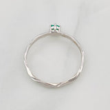 Anillo Solitario Esmeralda 14pts 1.25g / T6 3/4 Oro Blanco 18K