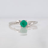 Anillo Solitario Esmeralda 29pts 1.5g / T7 1/4 Oro Blanco 18K