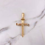 Dije Clavos 9.3gr / 5.5cm / Circones Blancos Tres Oros 18K #