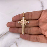 Dije Cruz Destellos 4.8gr / 4.9cm / Circones Blancos Tres Oros 18K $