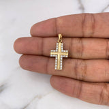 Dije Cruz Liso 1.9gr / 2.6cm / Circones Blancos Oro Amarillo 18K $