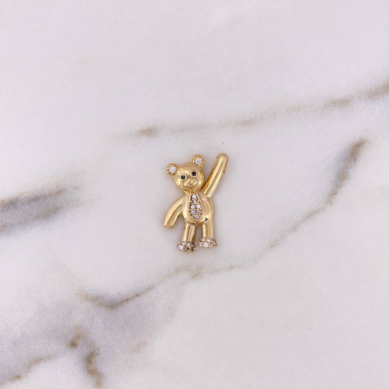 Dije Oso 2.3gr / 2.3cm / Circones Blancos Negros Oro Amarillo 18K $