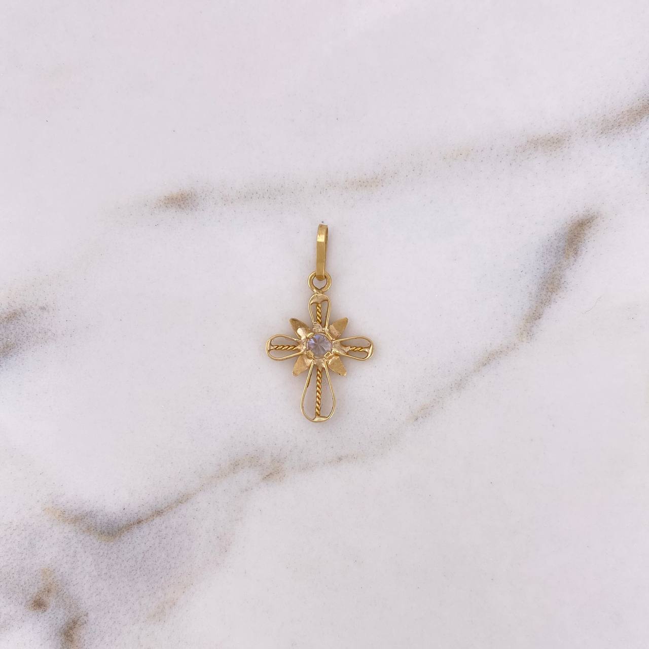 Dije Cruz Flor 0.5gr / 2.2cm / Circon Blanco Oro Amarillo 18K #