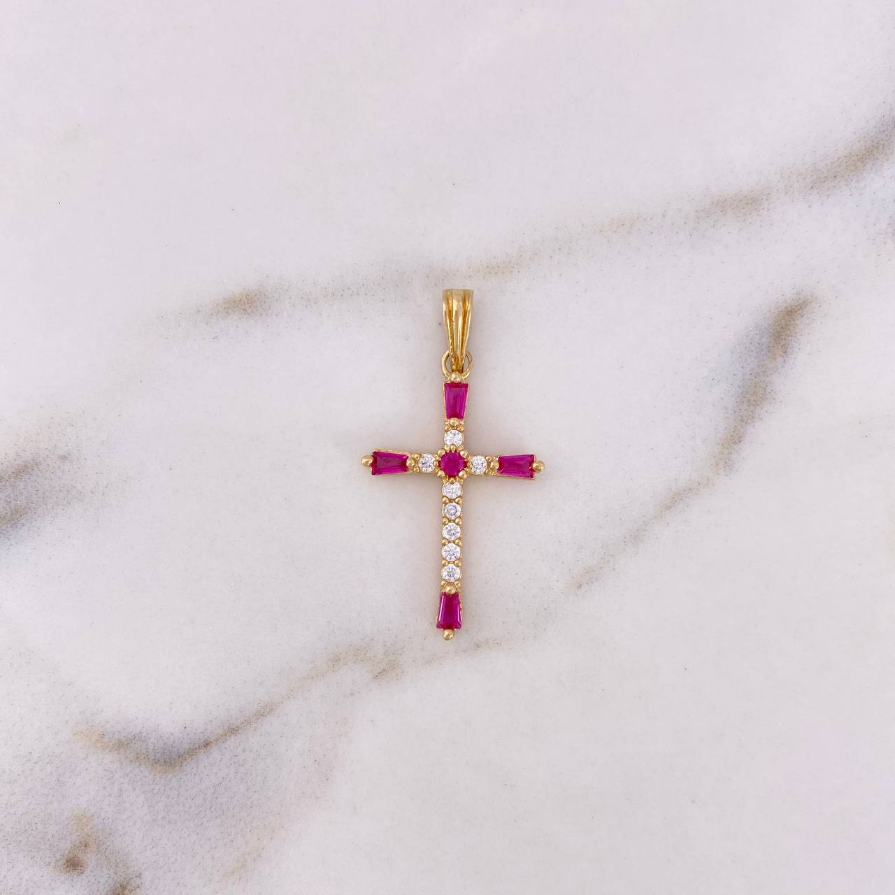 Dije Cruz 1.7gr / 3cm / Circones Blancos Fucsias Oro Amarillo 18K $