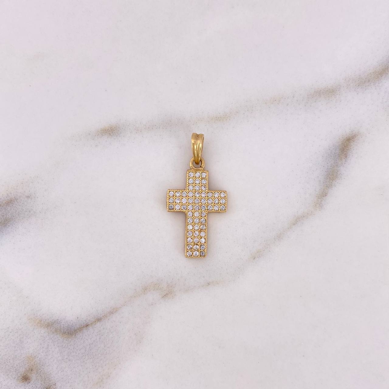 Dije Cruz Gruesa 1.55gr / 2.3cm / Circones Blancos Oro Amarillo 18K $