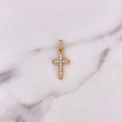 Dije Cruz Delgada 1.9gr / 2.7cm / Circones Blancos Oro Amarillo 18K #