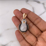 Dije Pingüino 11.2gr / 4.1cm / Circones Blancos Negros Dos Oros Blanco Rosa 18K $