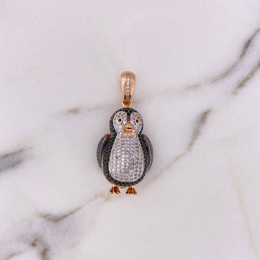 Dije Pingüino 11.2gr / 4.1cm / Circones Blancos Negros Dos Oros Blanco Rosa 18K $