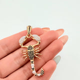 Dije Escorpion 6.4gr / 4.8cm / Dos Oros Amarillo Blanco 18K ©