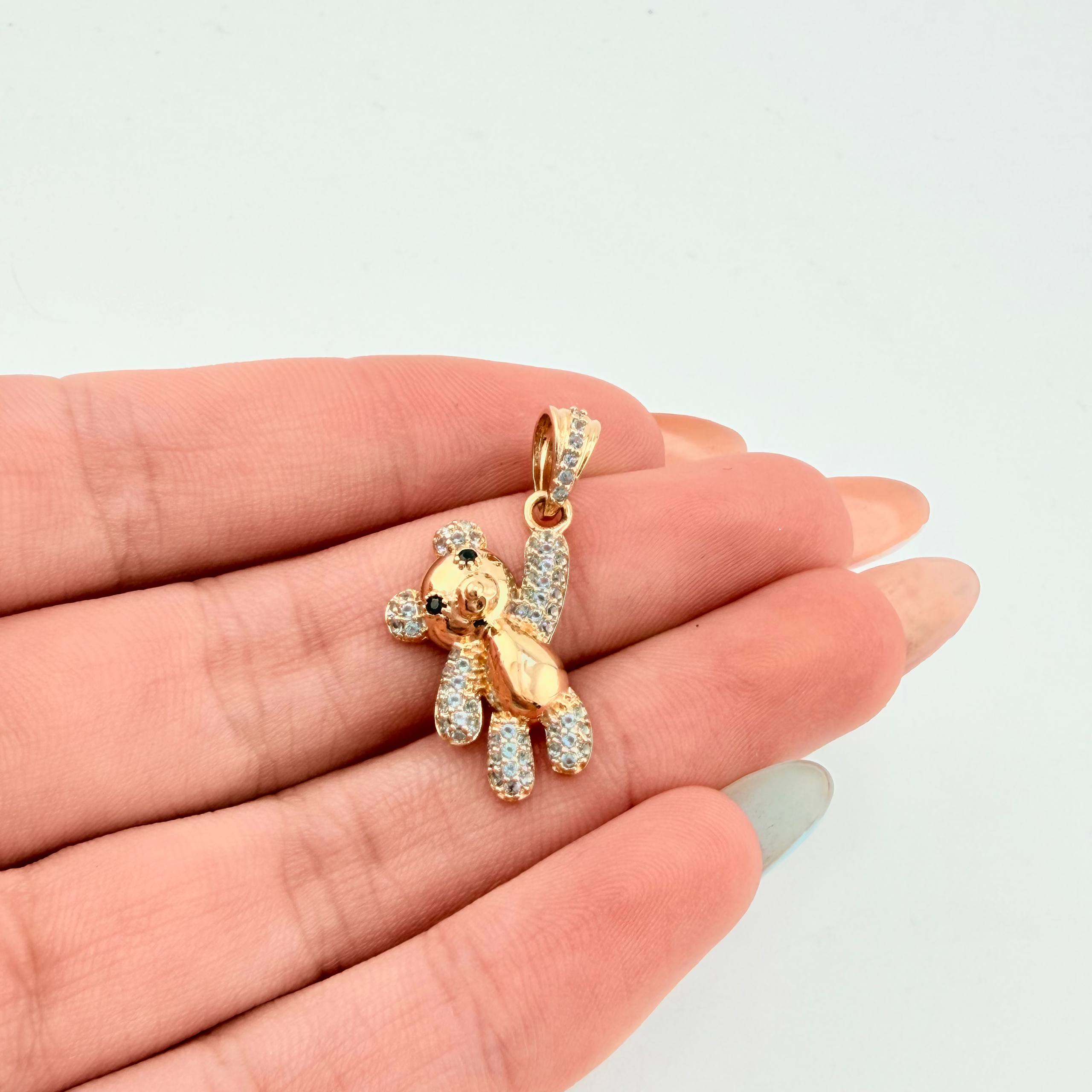 Dije Oso Mano Arriba 2.4gr / 2.6cm / Oro Amarillo 18K ©