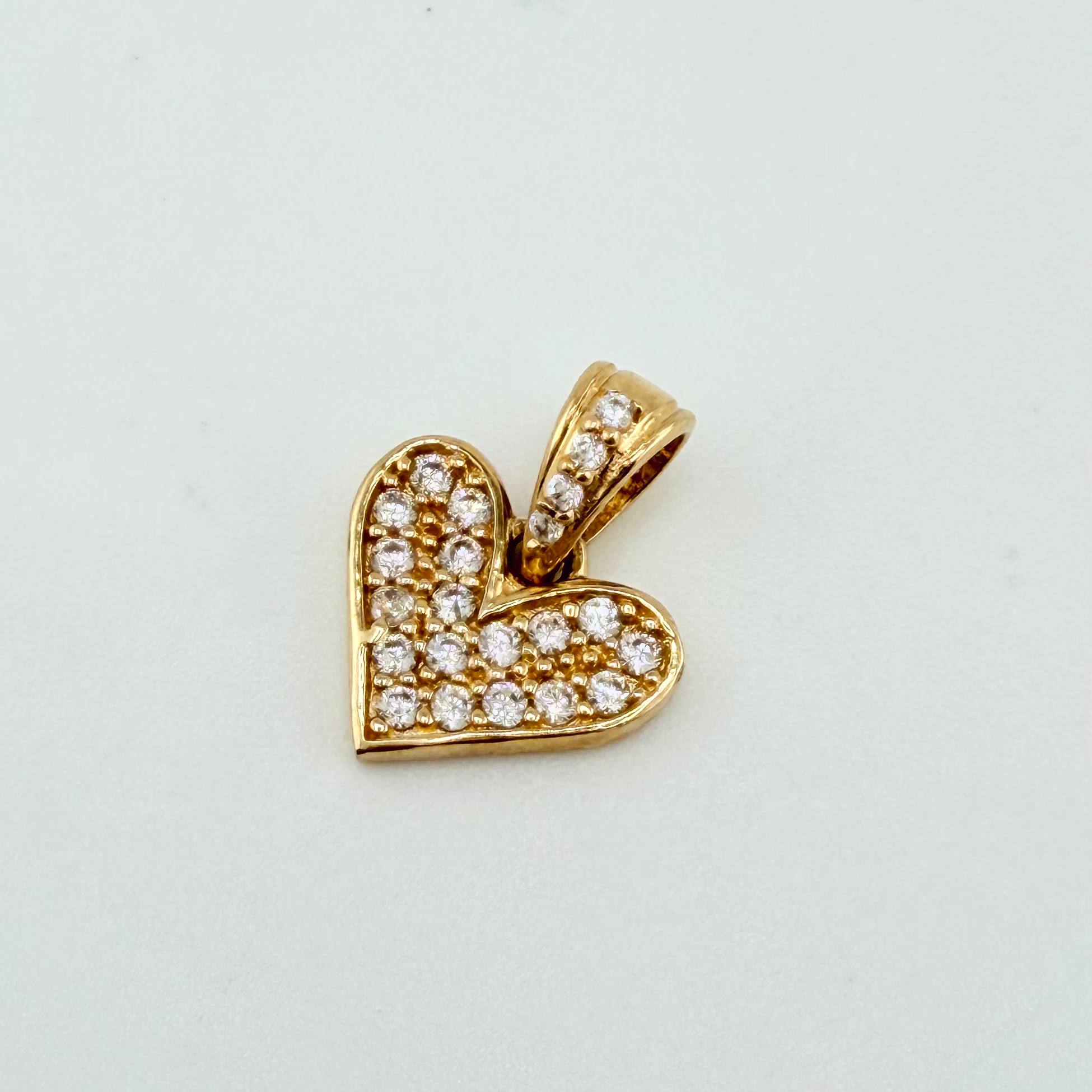Dije Corazon 1.15gr / 1.3cm / Oro Amarillo 18K