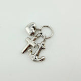 Dije Tres Gracias 0.55gr / 1.5cm / Oro Blanco 18K ©