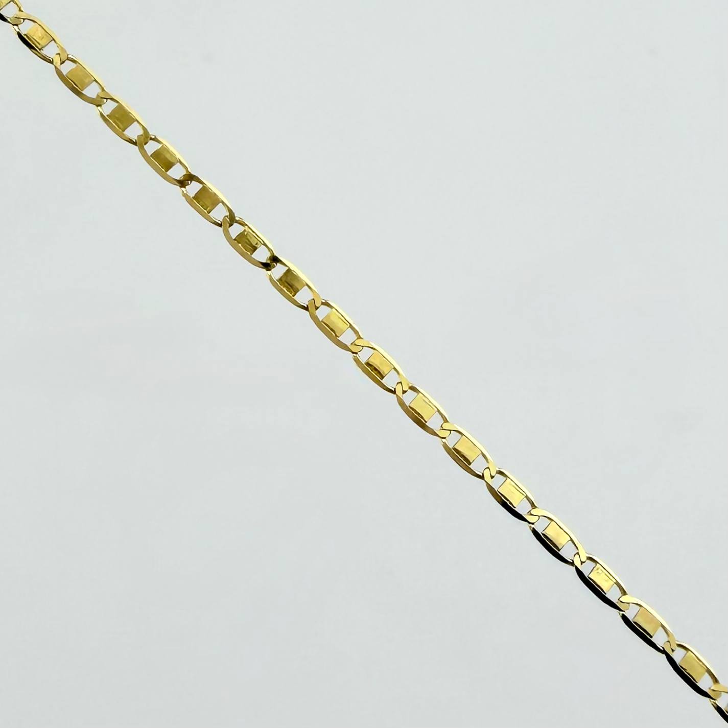 Cadena Plana 1.7gr / 50cm / 1.3mm Oro Amarillo +3 18K