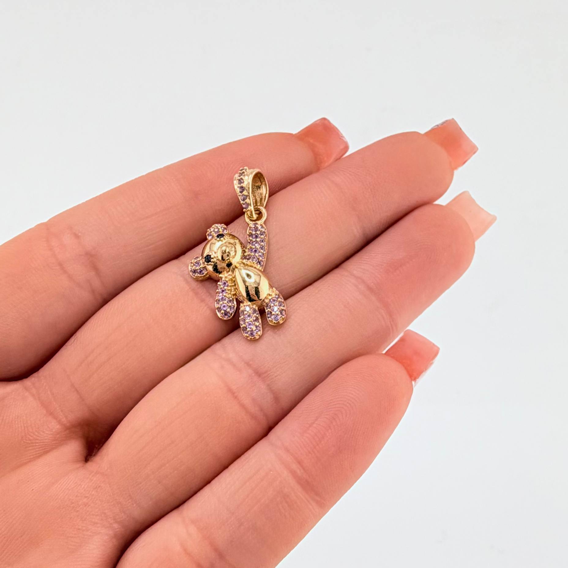 Dije Oso Mano Arriba 2.55gr / 2.6cm / Oro Amarillo 18K