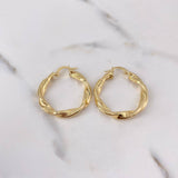 Candongas Jenn 3.95gr / 3cm / Rayadas Entorchadas Oro Amarillo 18K $