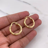 Candongas Anny 2.4gr / 2.2cm / Punteadas Oro Amarillo 18K #