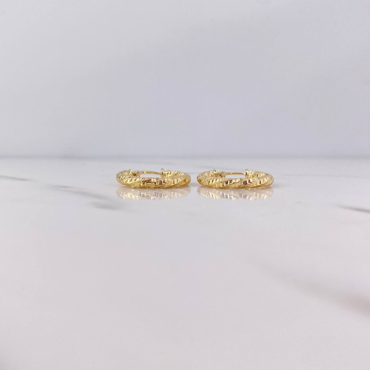 Candongas Majo 1.9gr / 2.2cm / Diamantada Oro Amarillo 18K #
