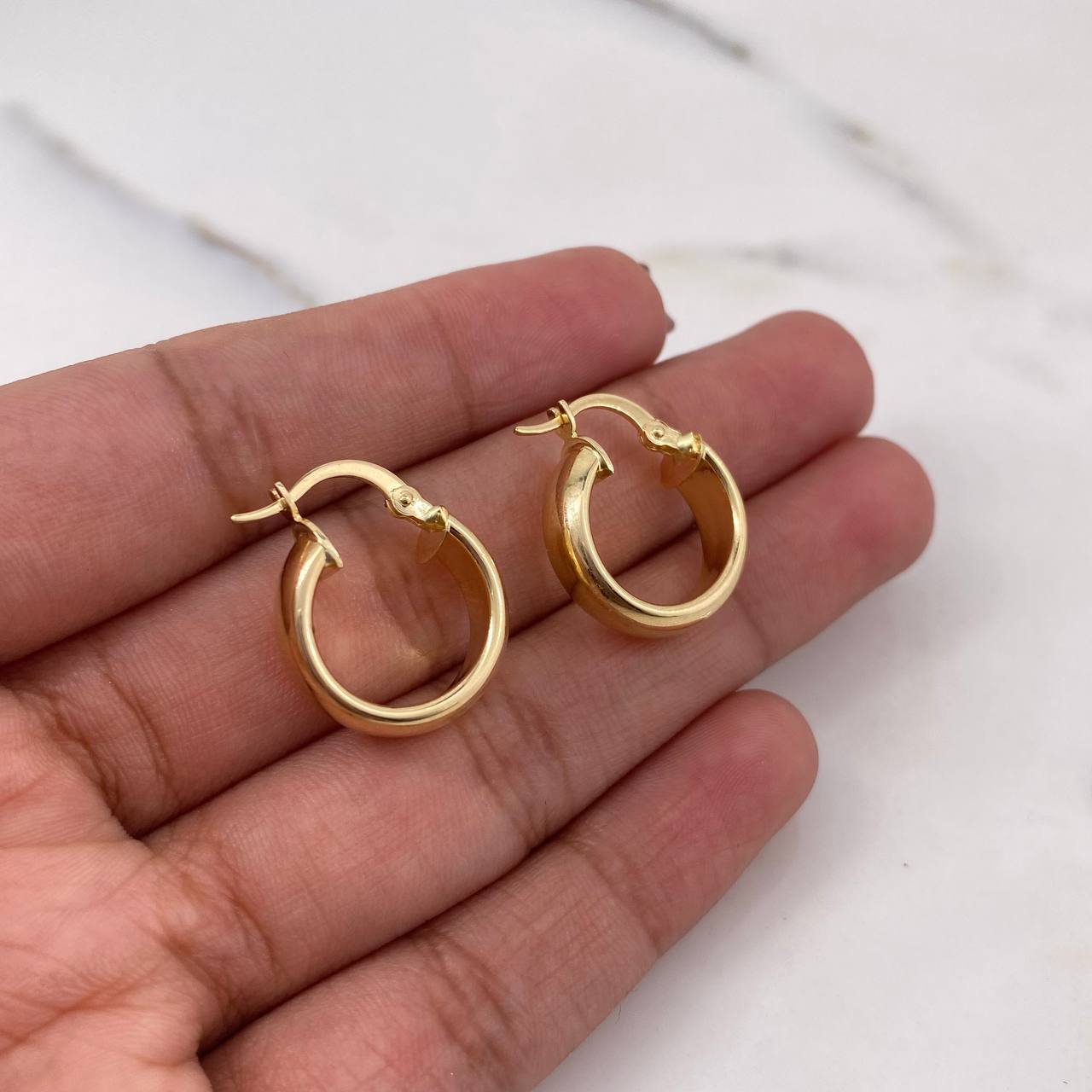 Candongas Nati 2.85gr / 2cm / Lisas Oro Amarillo 18K #
