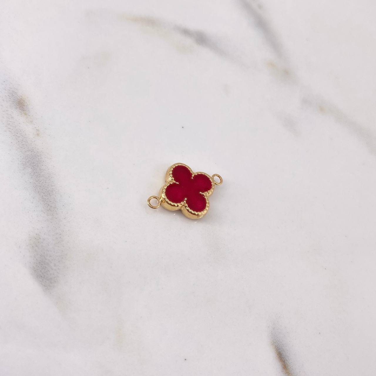 Herraje Trebol 0.85gr / 1.8cm / Electroestático Rojo Oro Amarillo 18K $