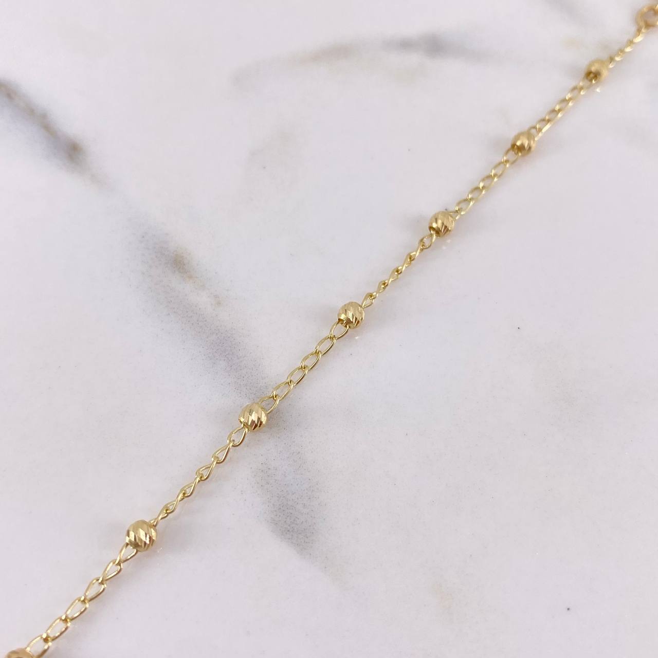 Pulso Denario Virgen Milagrosa 2.45gr / 19cm / 2.7mm Bolas Diamantadas Oro Amarillo 18K #