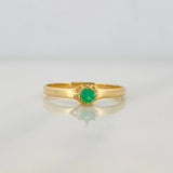 Anillo Solitario Esmeralda 10pts 1.35g / T7 Oro Amarillo 18K