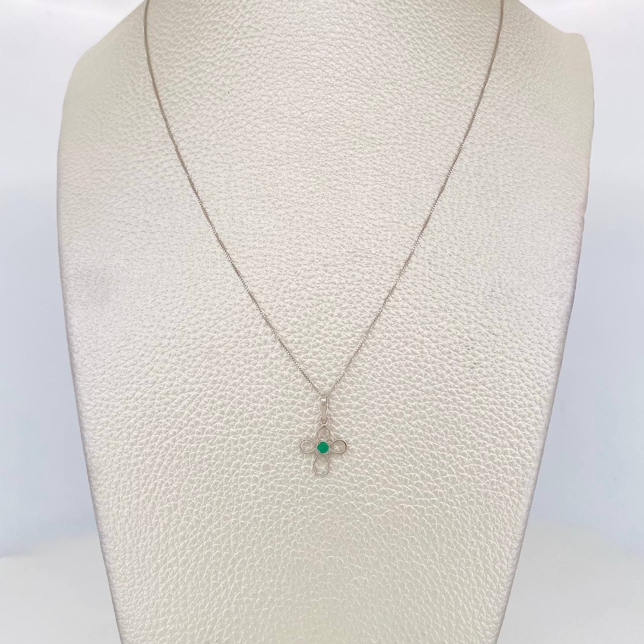 Set Cadena Veneciana + Dije Cruz Esmeralda 6pts / 1.45g / 45cm Oro Blanco 18K