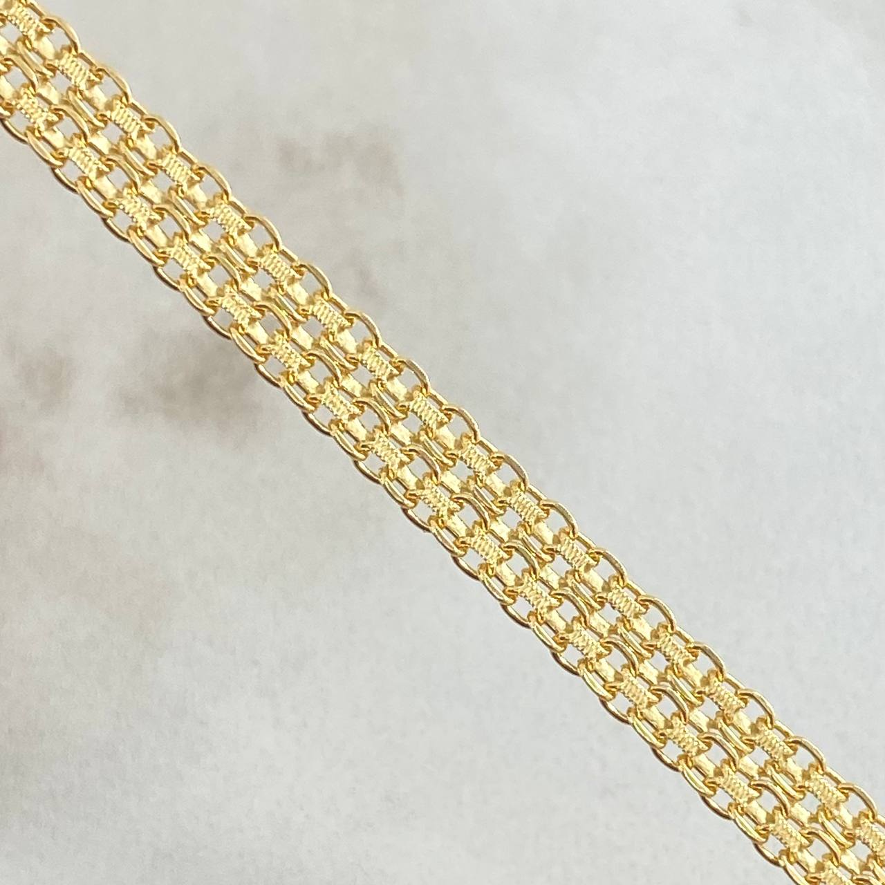 Pulso Chino 5.8gr / 20cm / +0 Oro 18K ©