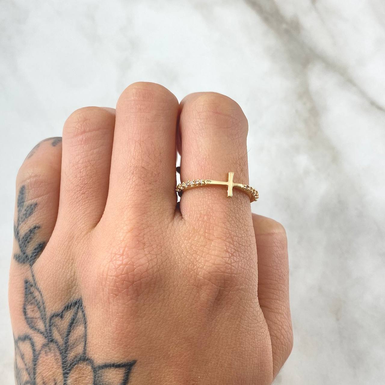 Anillo Cruz 1.7gr / T6 1/4 / Oro 18K