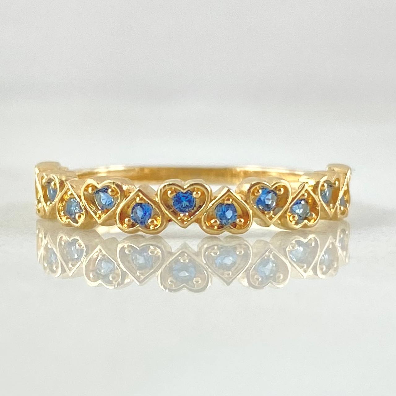 Anillo Corazones Intercalados 1.7gr / T5 1/2 / Oro 18K