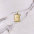 Dije Placa Pergamino 1.9gr / 3.1cm - 1.9*2.2cm / Oro Amarillo 18K #