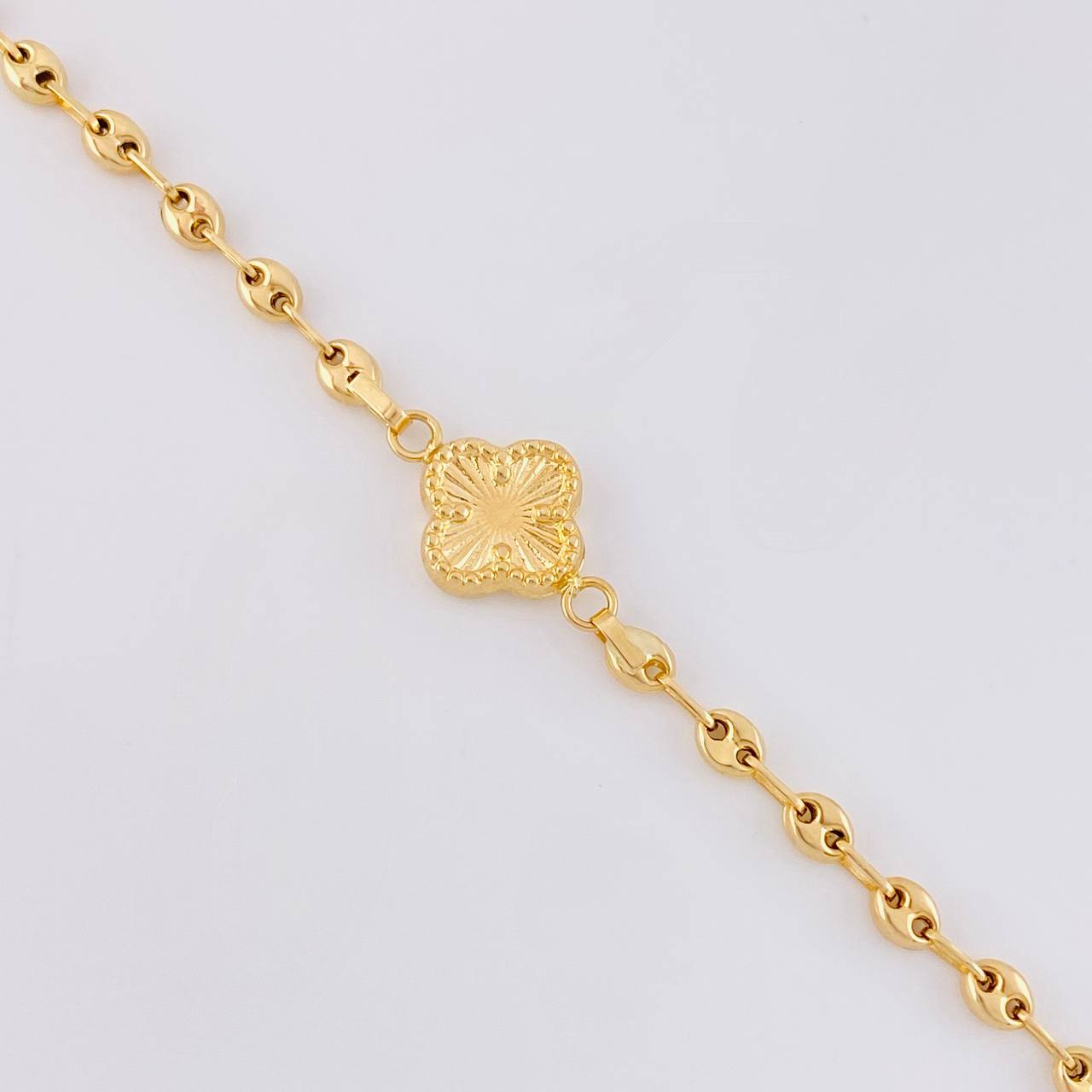 Pulso GC Trebol 2.5g / 18.8cm / 3.1mm Oro Amarillo 18K