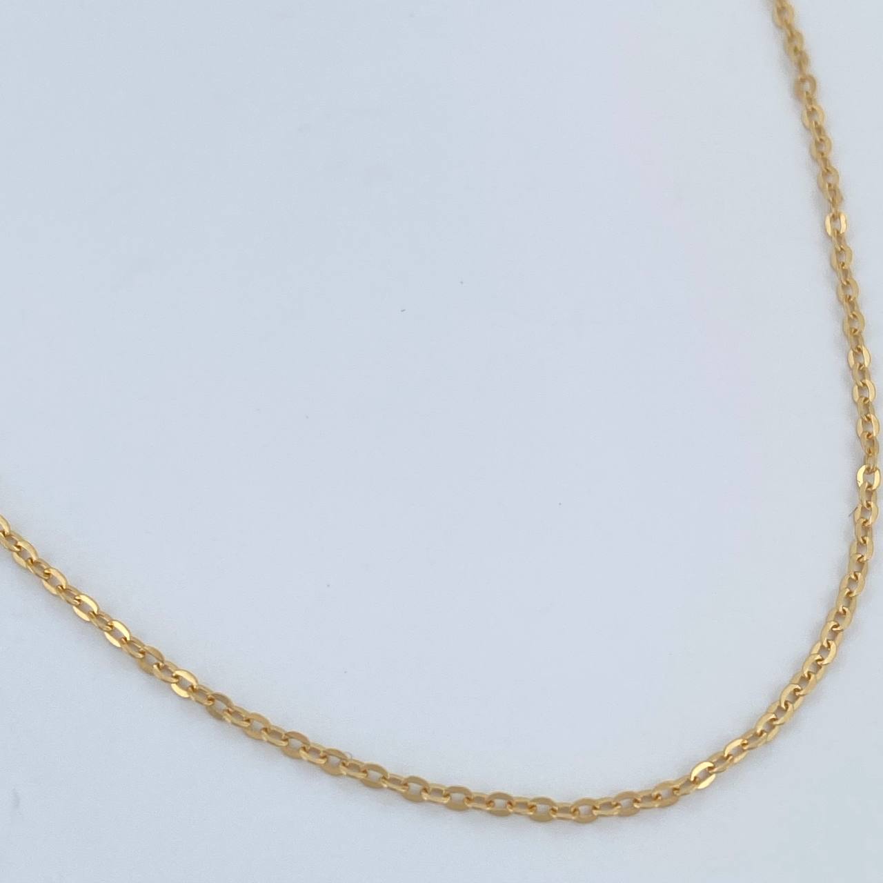 Cadena Aro Seguido 1.05gr / 42.4cm / +3 Oro 18K &